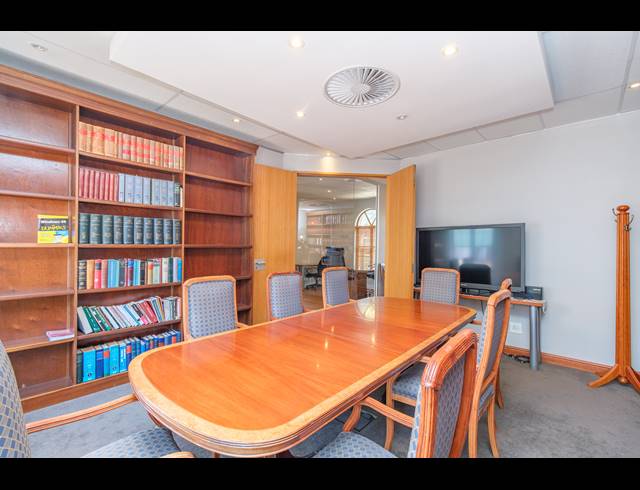 440M² BUILDING FOR SALE IN BLACKHEATH